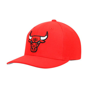 Mitchell & Ness - Chicago Bulls Team Ground - Snapback - Red